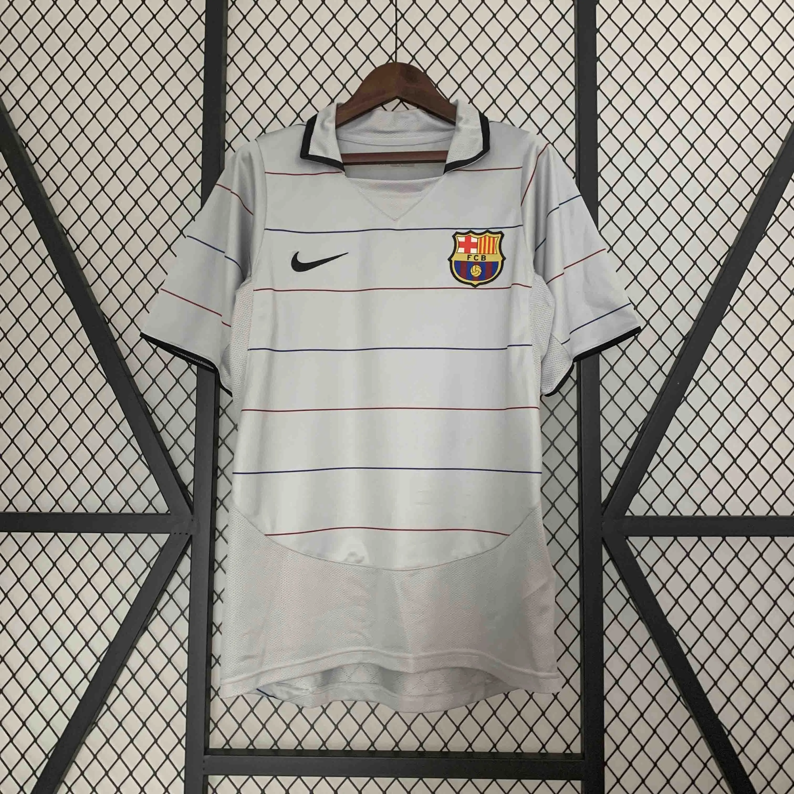 03-04 Retro Barcelona Away