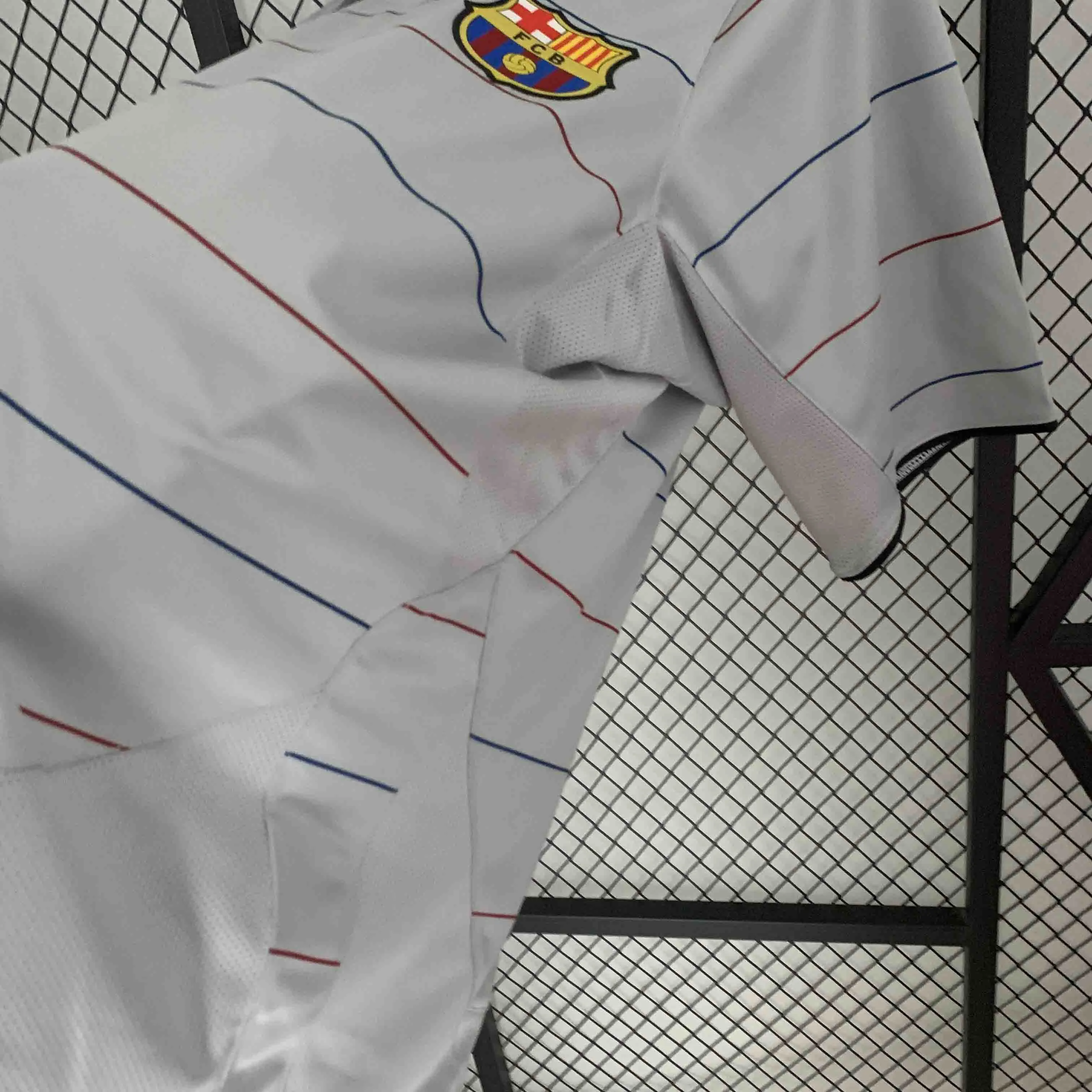 03-04 Retro Barcelona Away