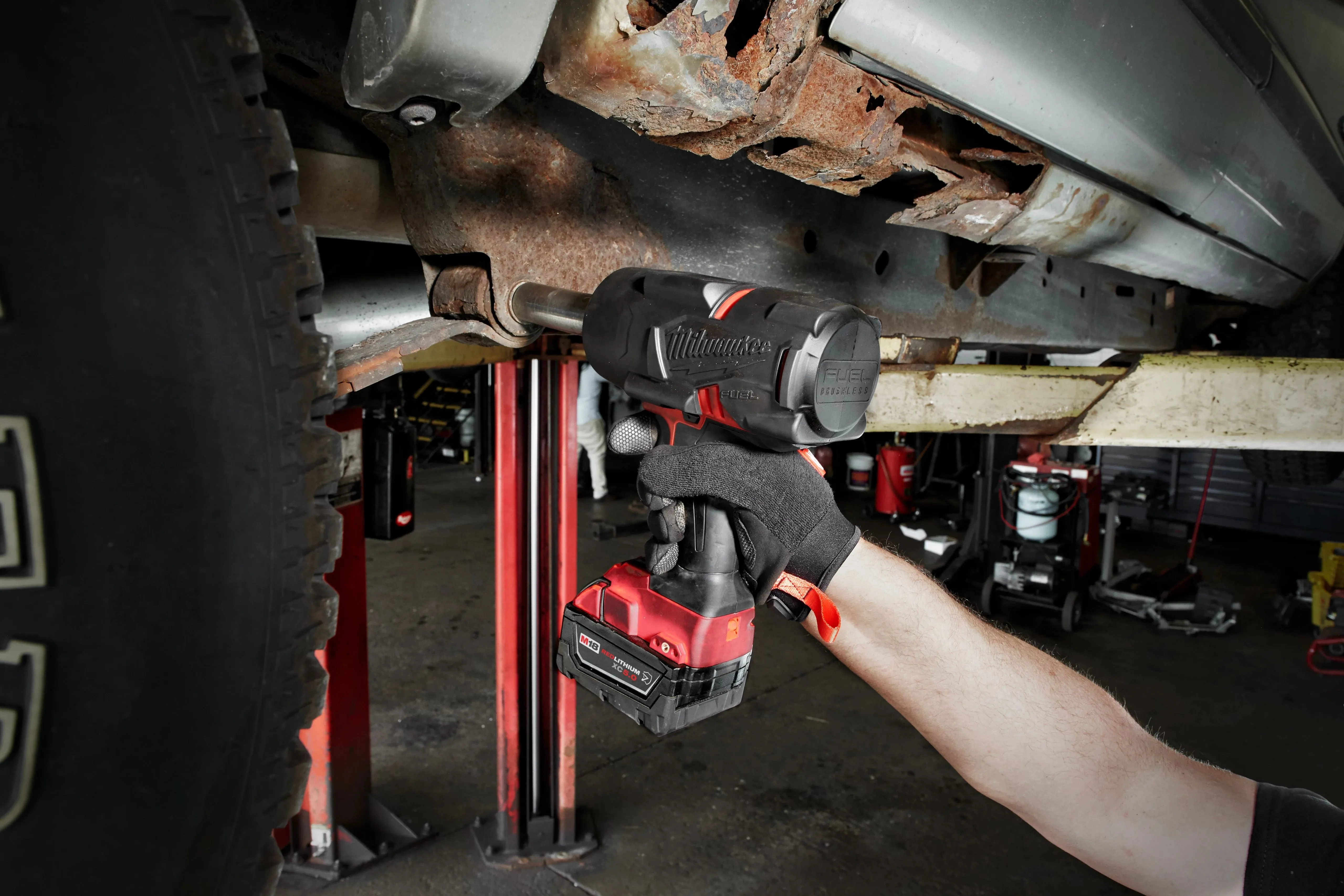 Impact Wrench - Milwaukee M18 FUEL™ 1/2" High Torque Impact Wrench with Friction Ring Kit, 2767-22