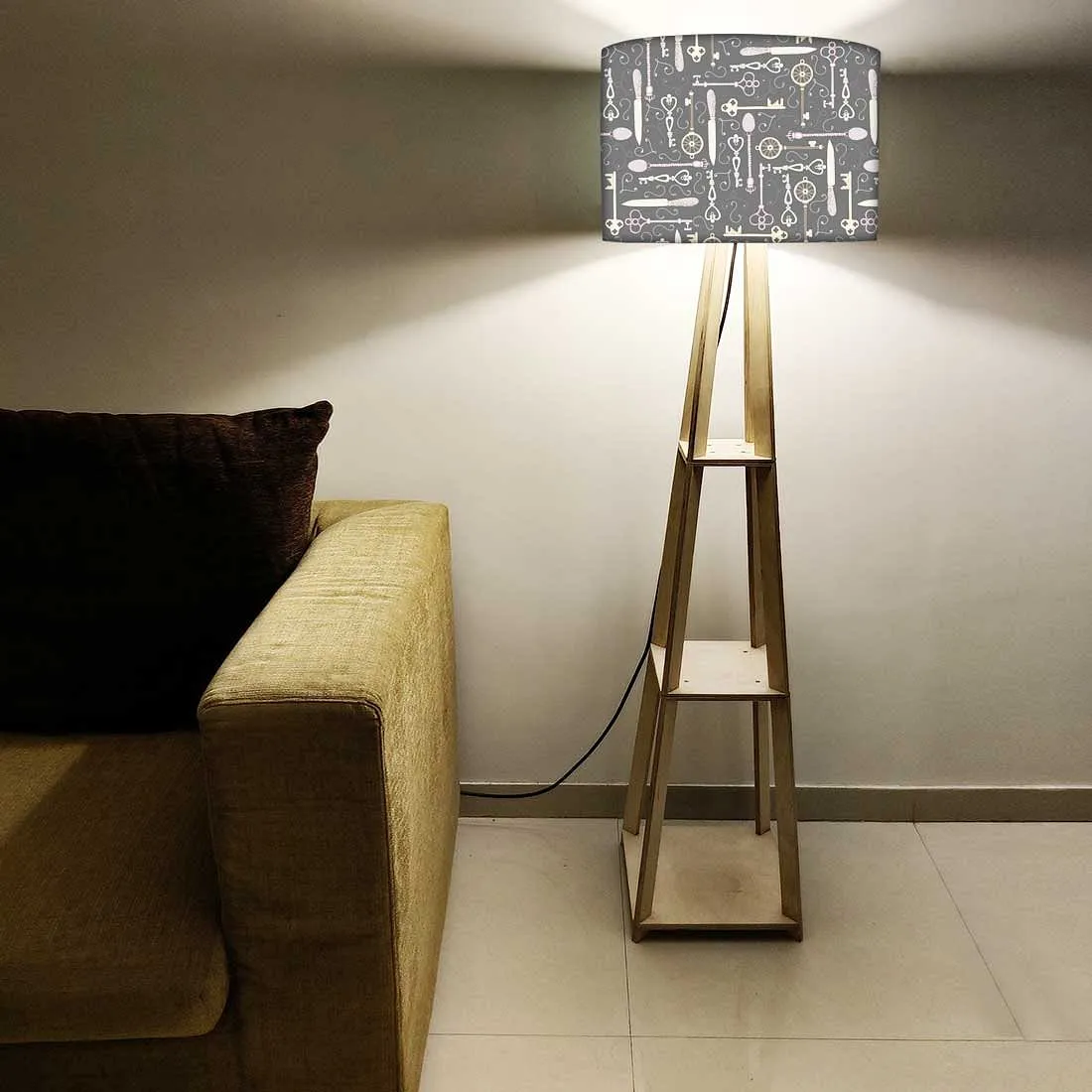 Modern Floor Lamps  -   Classic Keys