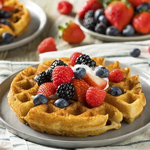 Quest 35969 Rotating Belgian Waffle Maker / Non Stick Plates / Temperature Control / Cooks up to 4 Waffles / 1000W