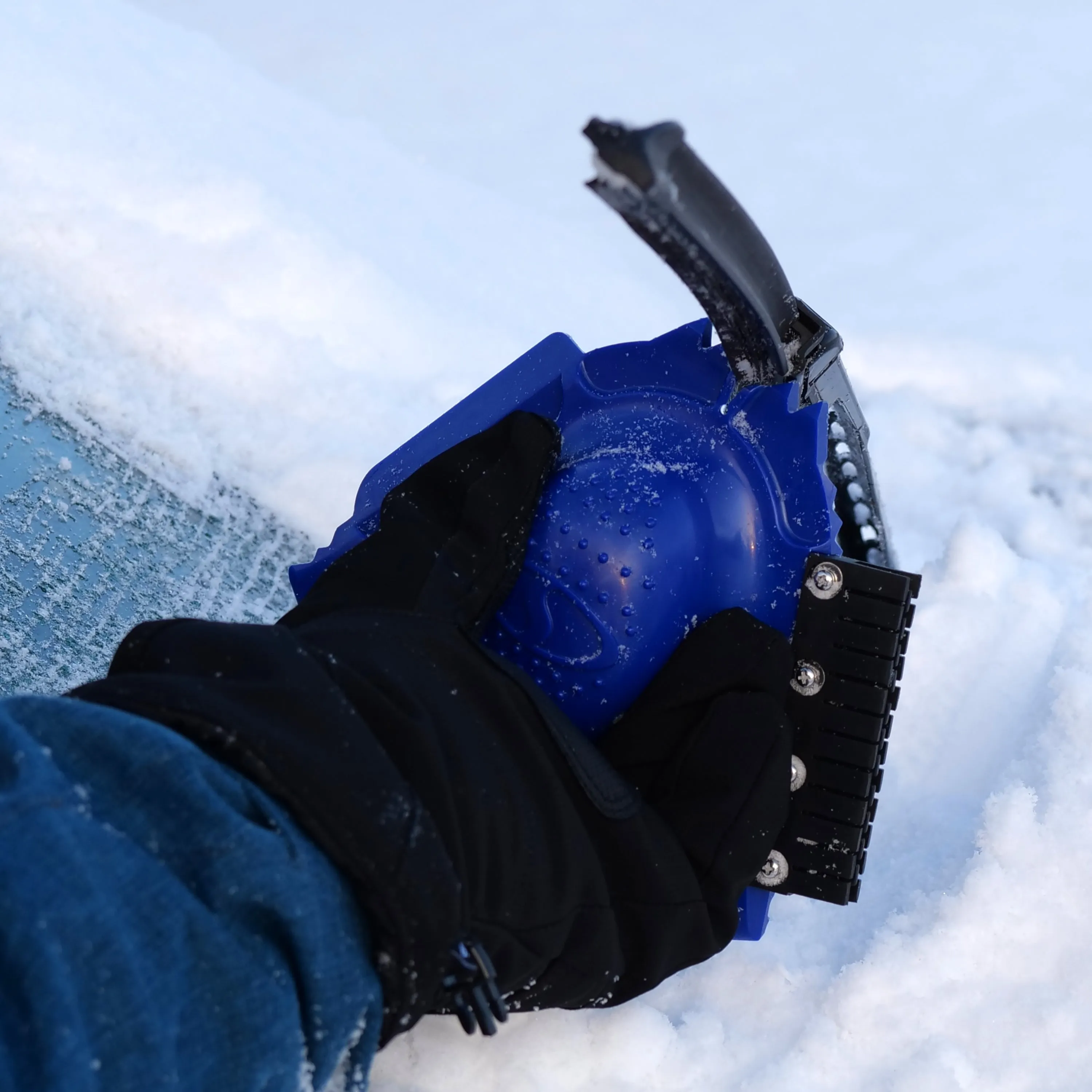 Snow Joe QUICKPICK-BDL Quick Snow Clearing Bundle | TrackAssist | IceDozers | Ergonomic Shovel