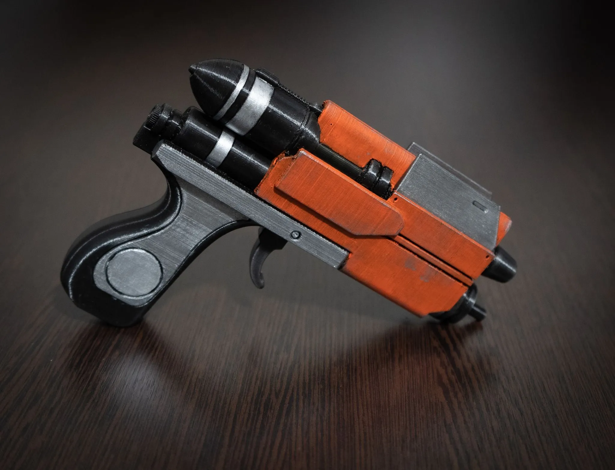 The Blurrg-1120 Holdout Blaster – Star Wars Hera Syndulla Replica for Cosplay