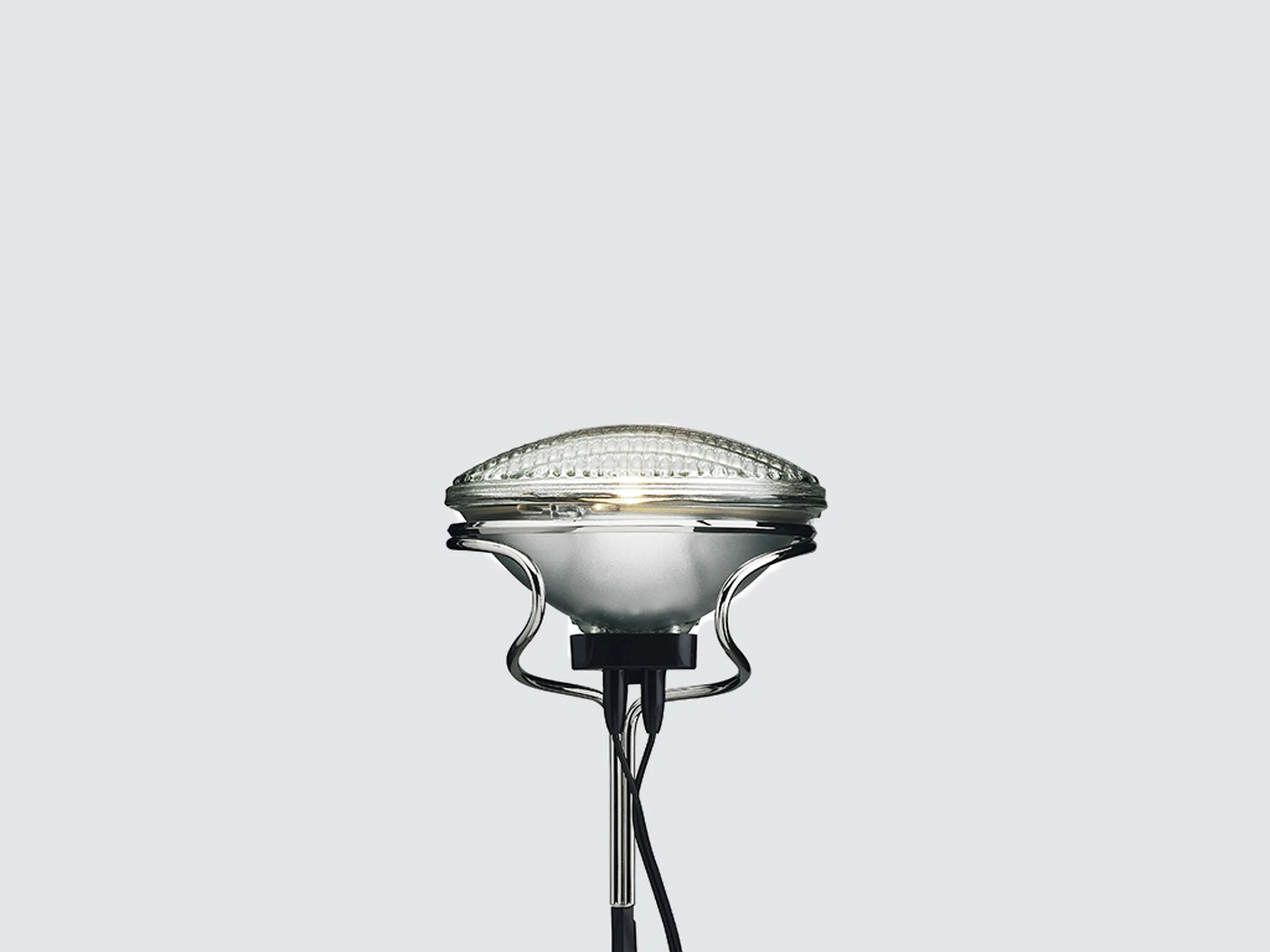 Toio Floor Lamp