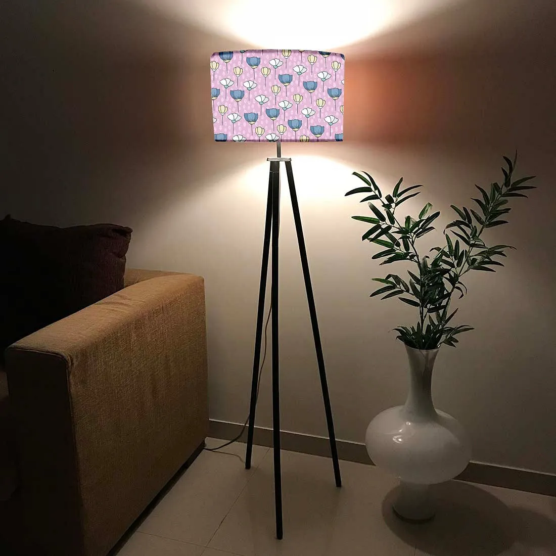 Tripod Floor Lamp Standing Light for Living Rooms -Blue And Yellow Flowers