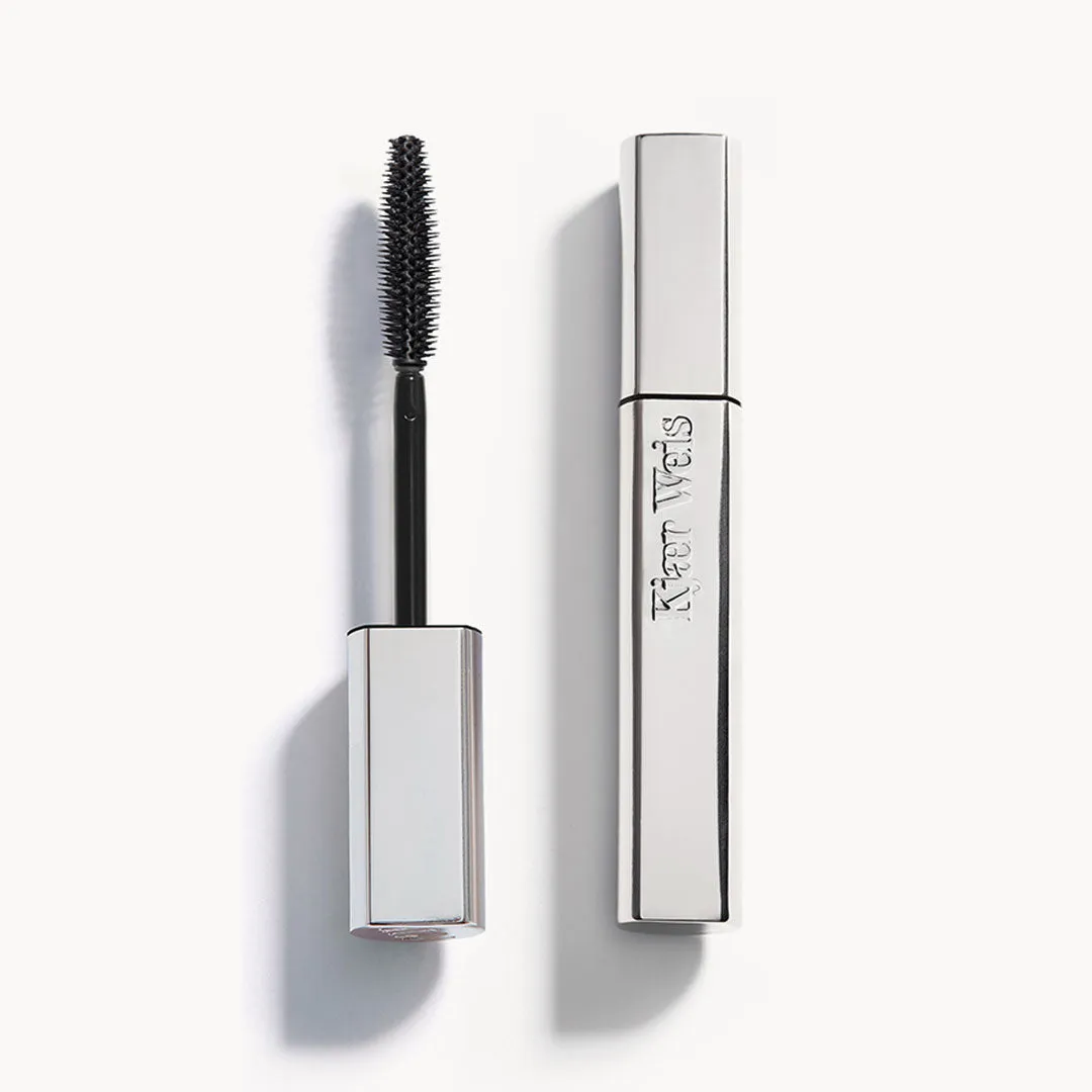 volumizing-mascara