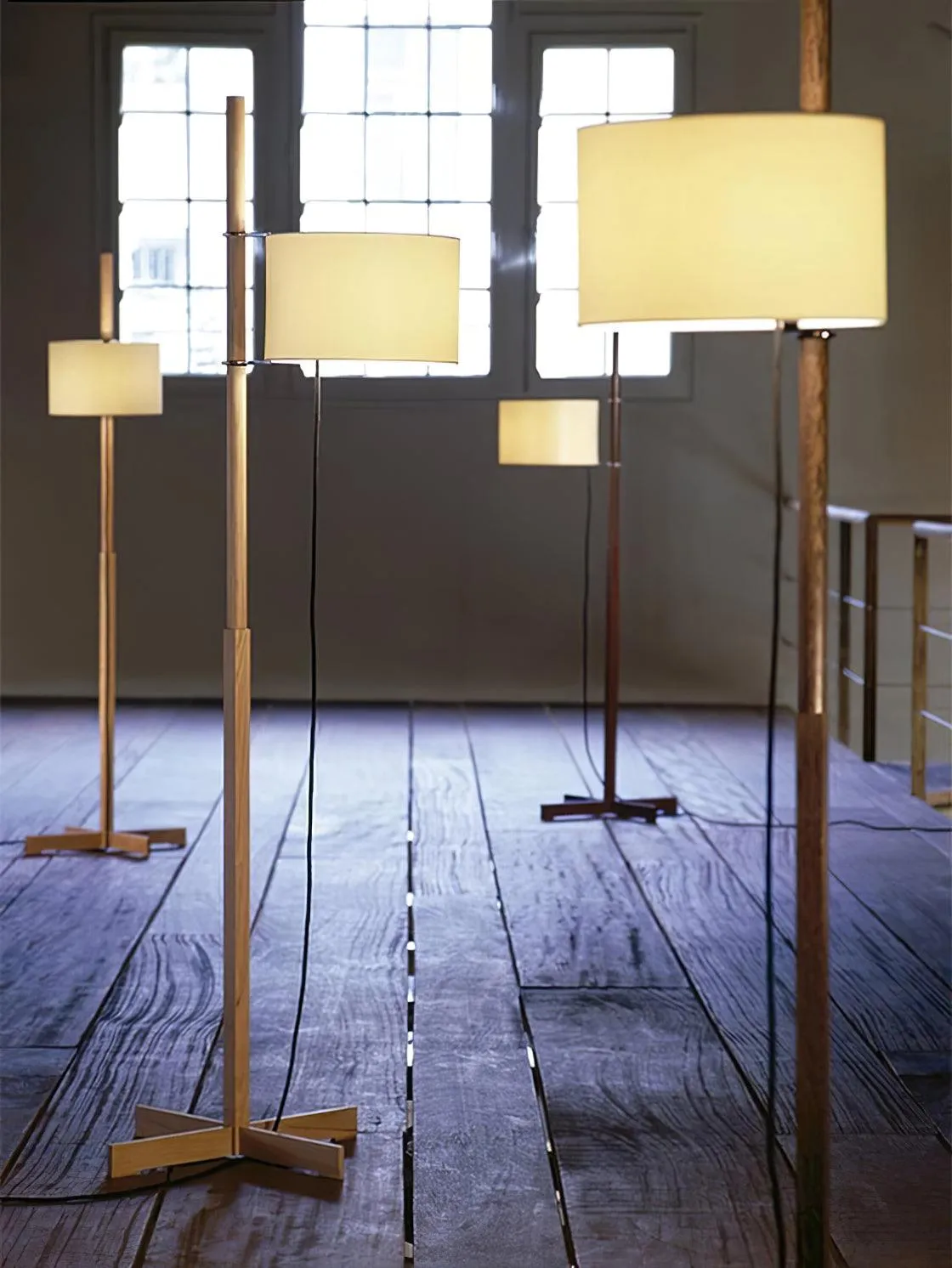 Wood Tmm Floor Lamp