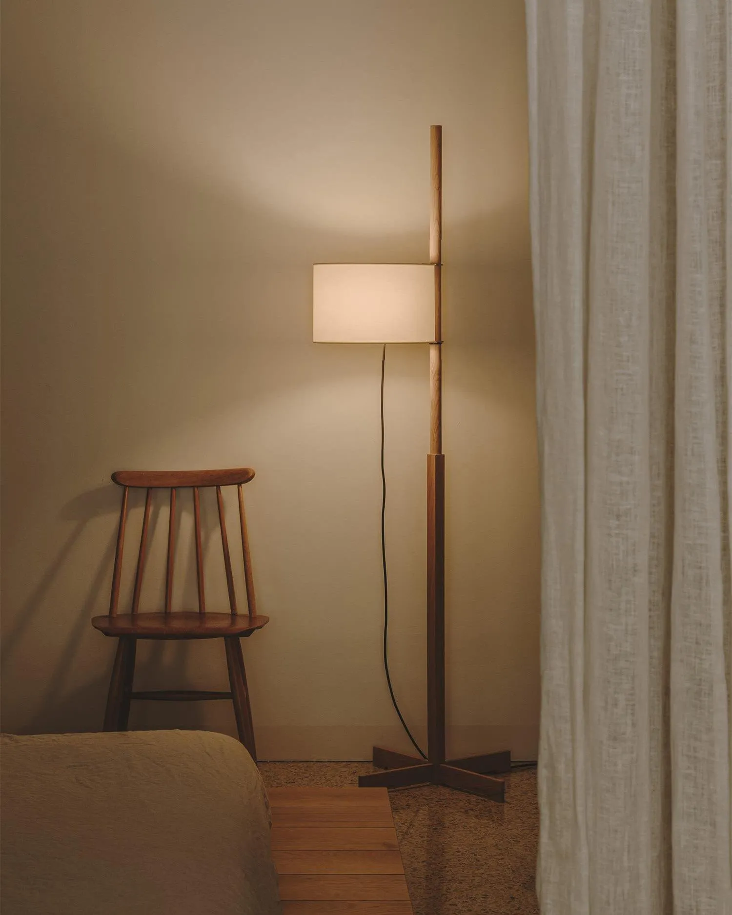 Wood Tmm Floor Lamp