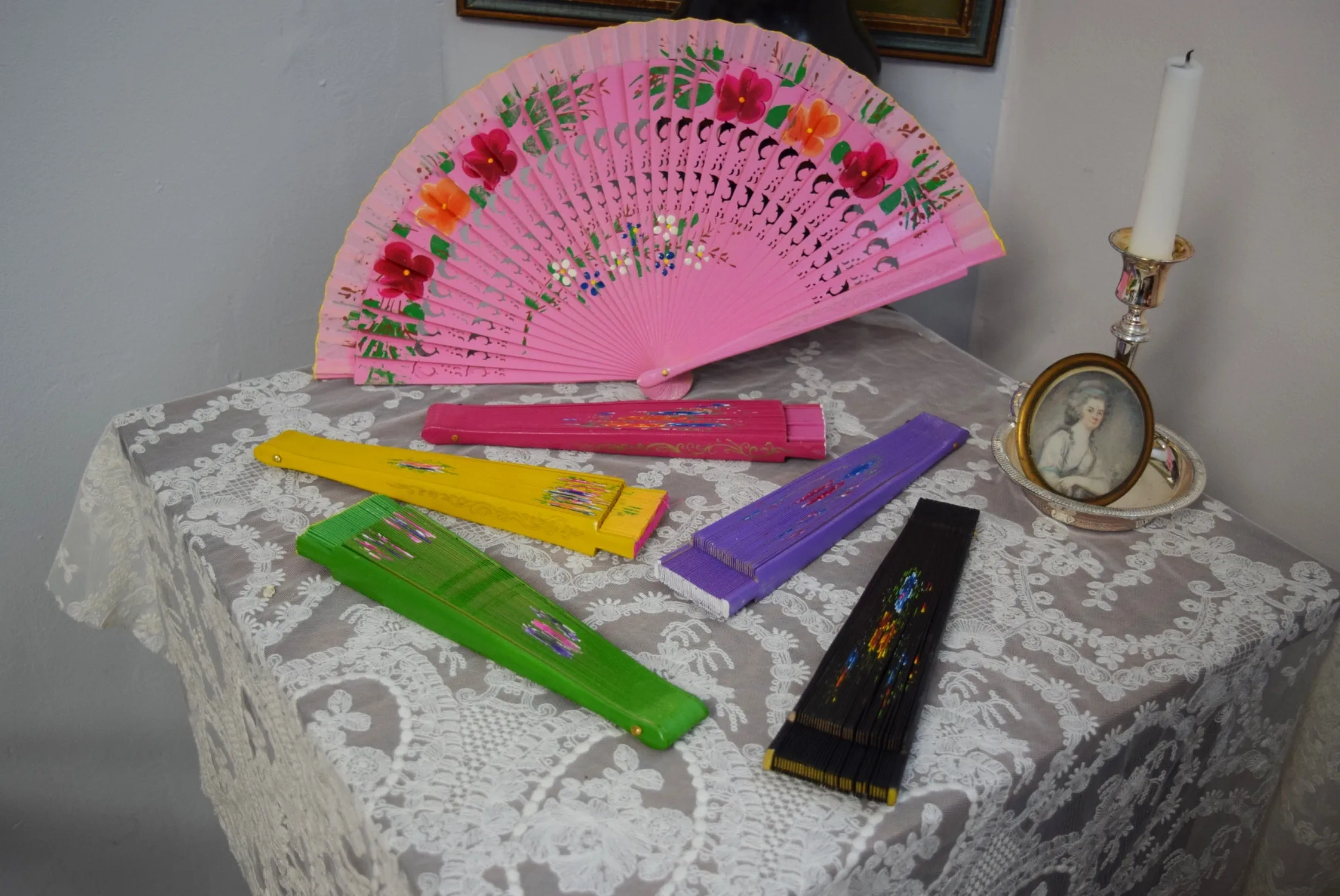 Wooden Hand Fan - Red